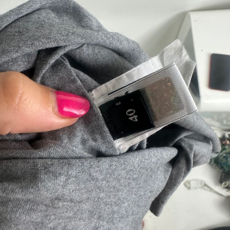 Immagine di D&G Dolce & Gabbana Grey Sleeveless Tank Top 3