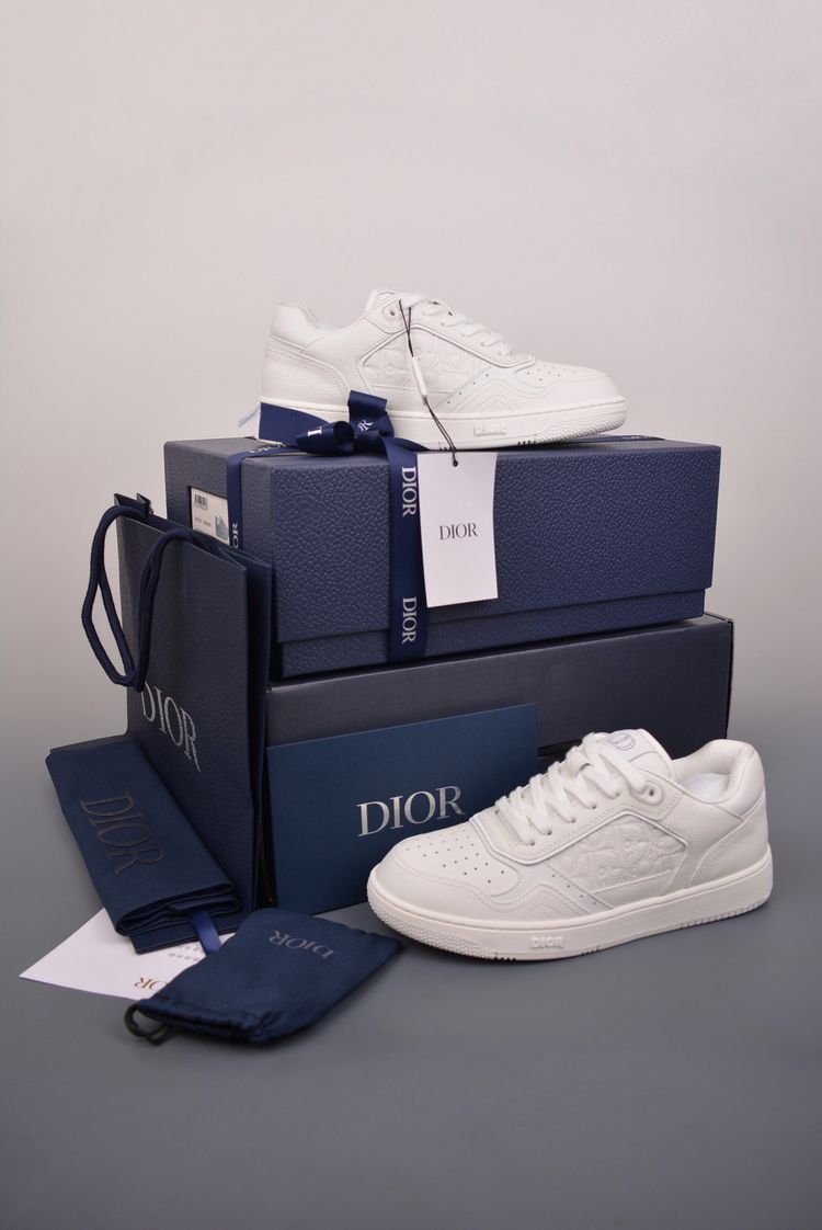 Casual sports shoes image 4