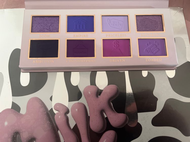 Purple Eyeshadow Palette