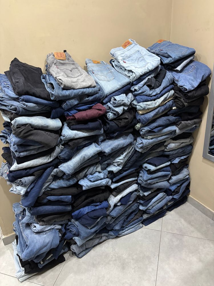 Box 10 Levi’s premium 