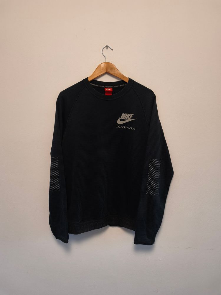Nike International Black Sweatshirt