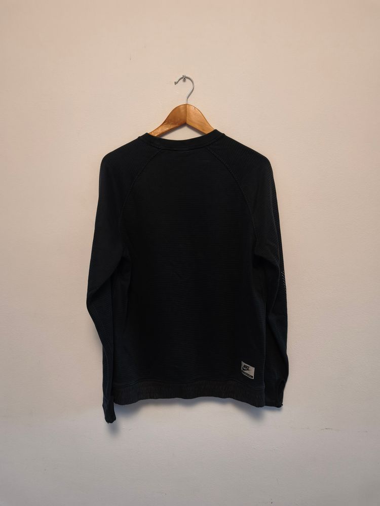 Nike International Black Sweatshirt image 2