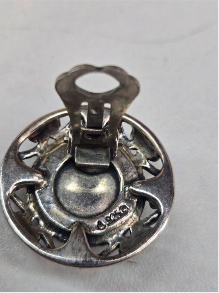Clip-On Earrings obraz 1