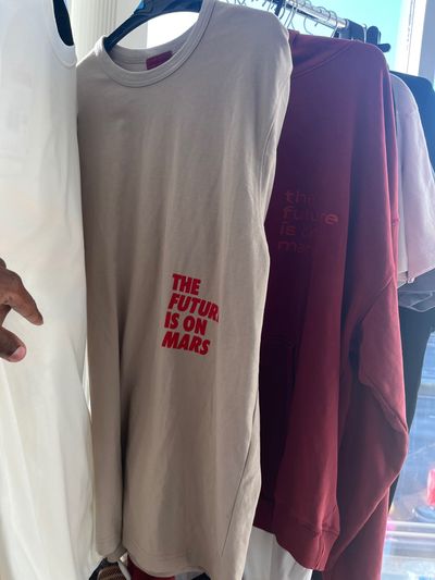 Bundle tshirt and hoodie - the future is on Mars