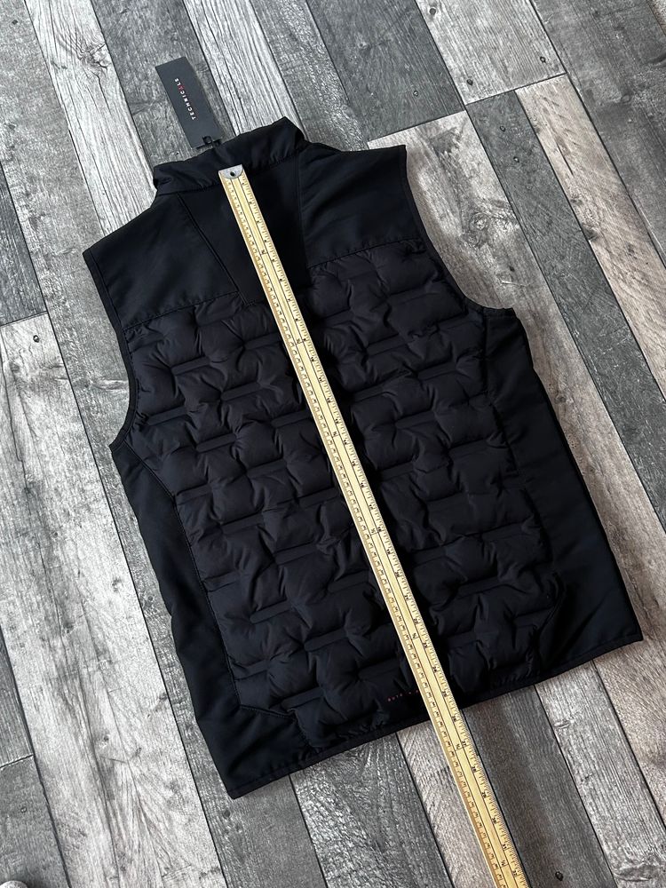 Technicals Gilet Black - Size Small  image 10