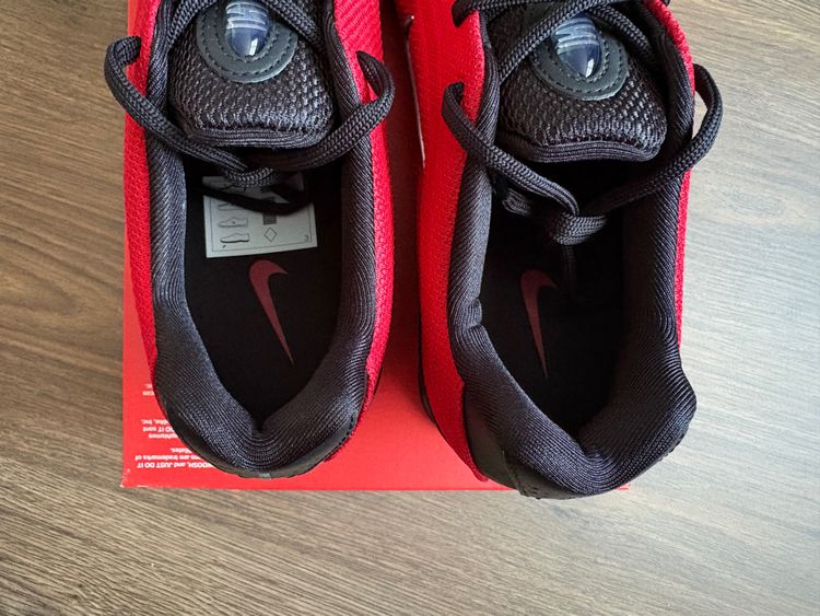 Nike Shox Z Shoes image 4