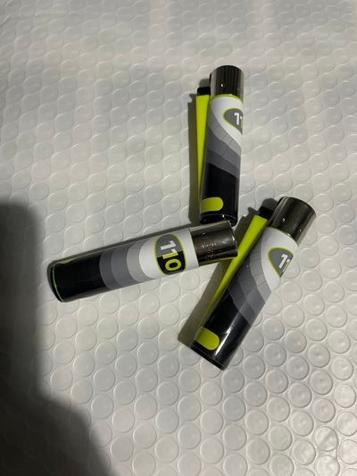 110 Clipper - Neon 2