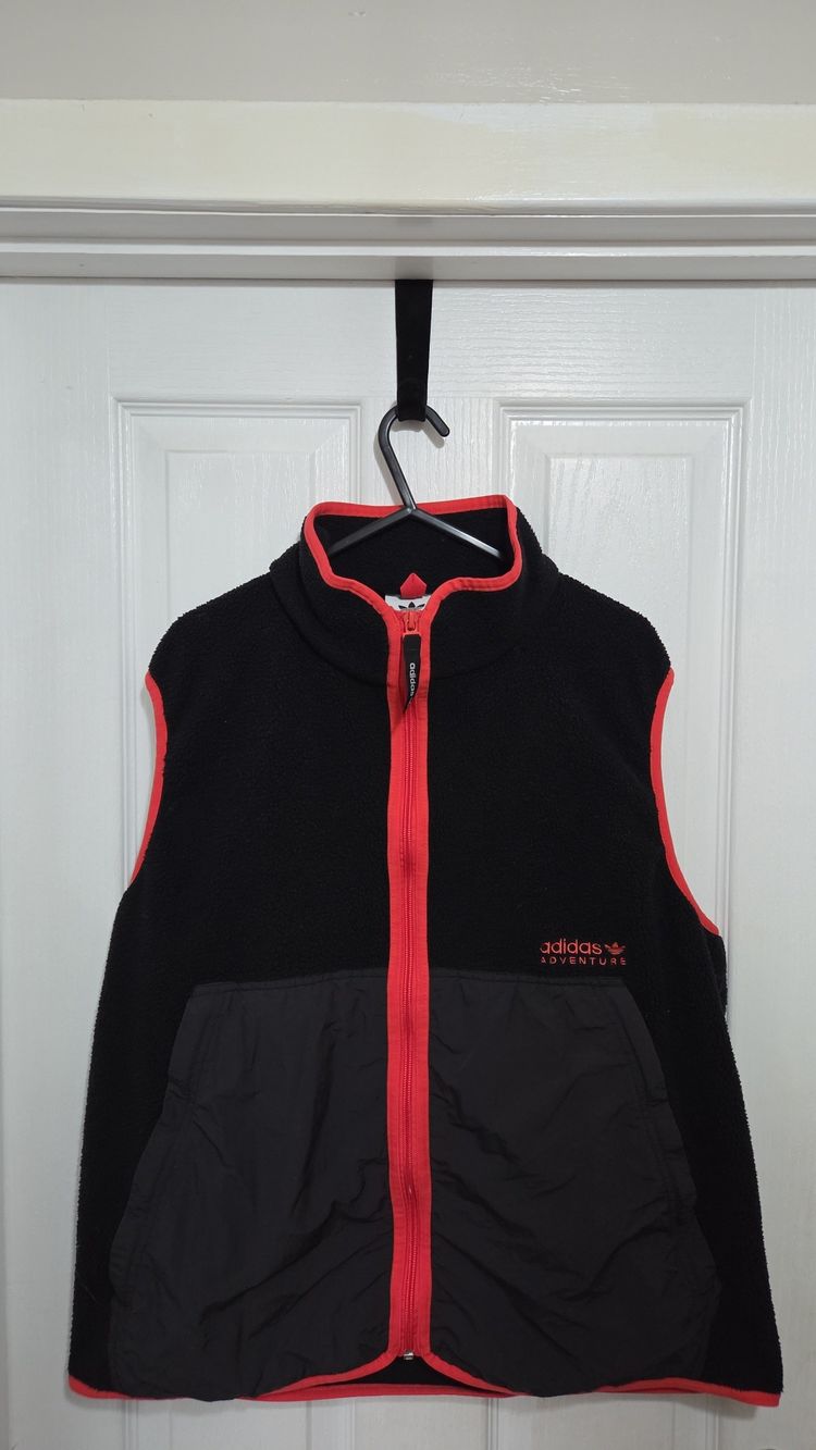 Adidas Sleeveless Vest Mens Medium