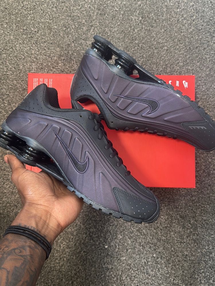 Nike Shox R4 Shoes
