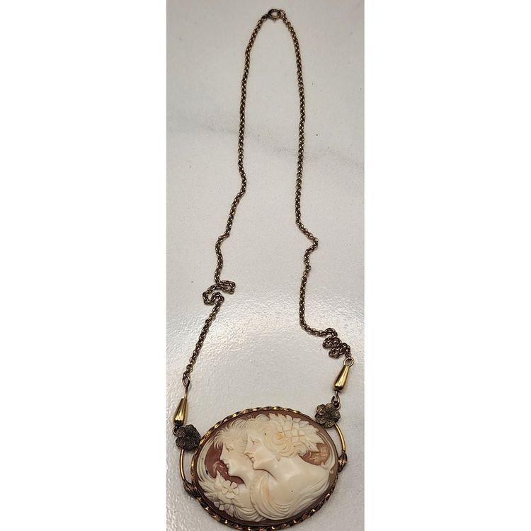 Immagine di Cameo Necklace 2