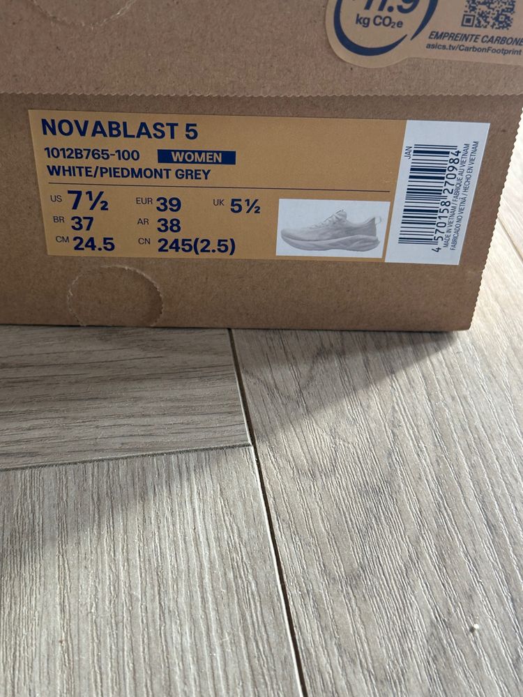 Asics Novablast 5 10