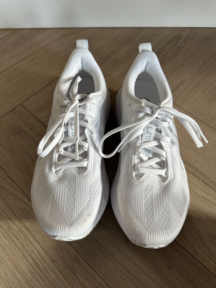 Asics Novablast 5 3