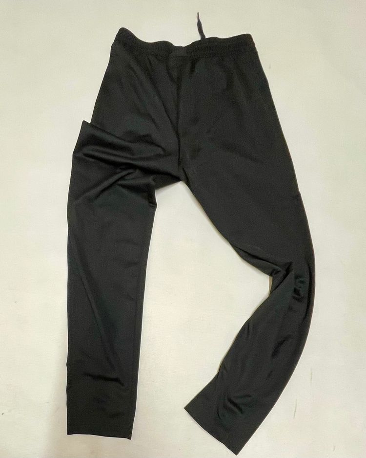 A1 KIDS 10-12 Nike black jogger pants image 3