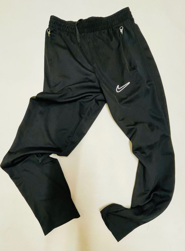 A1 KIDS 10-12 Nike black jogger pants image 1