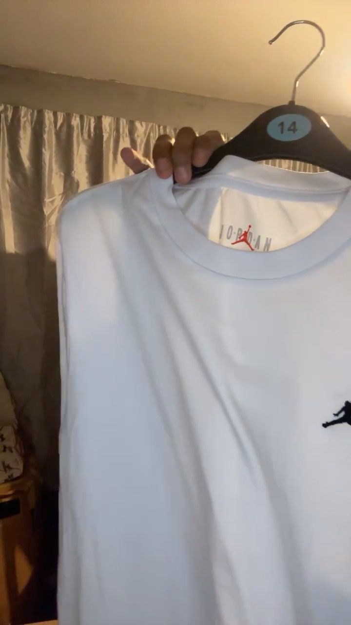 Jordan t-shirt Jordan white m l black air max m l product image