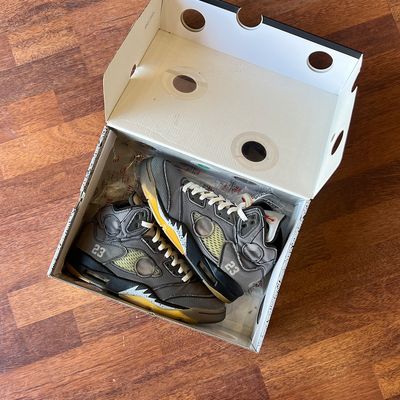 Jordan 5 Retro Off-White Muslin Taglia 42 (Usata)