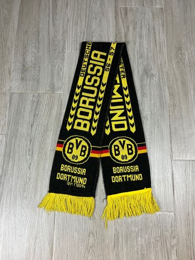 BUFANDA FÚTBOL Borussia Dortmund 90s