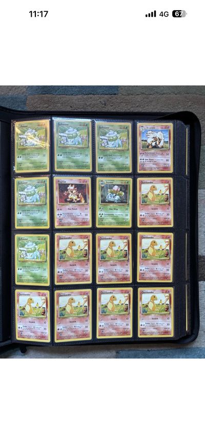 Pokemon Trading Cards vintage 800+