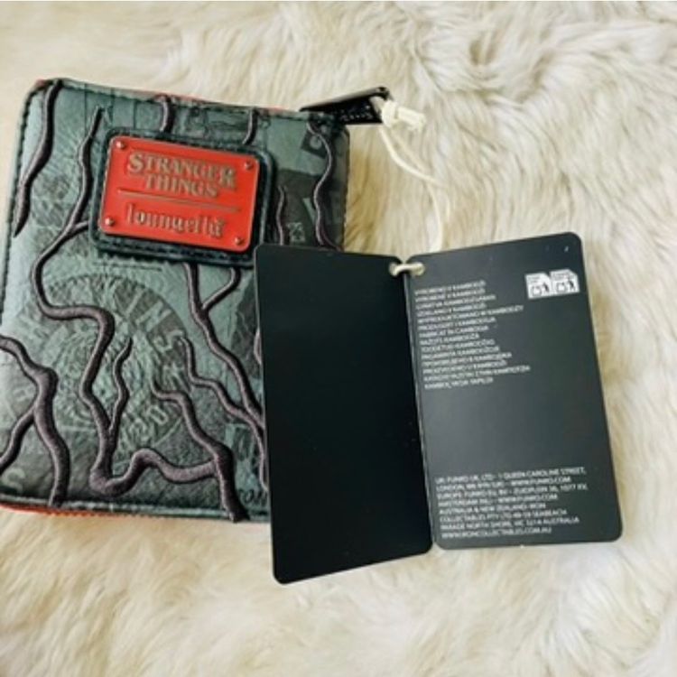 Stranger Things Loungefly Wallet 3