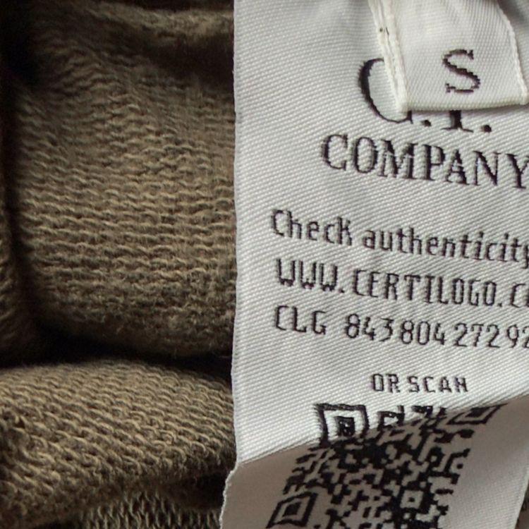 C.P. Company Fleece Shorts - Khaki 5