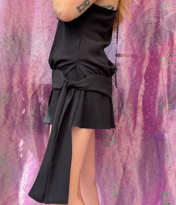 Immagine di Y2K Asymmetrical Topshop Top 4