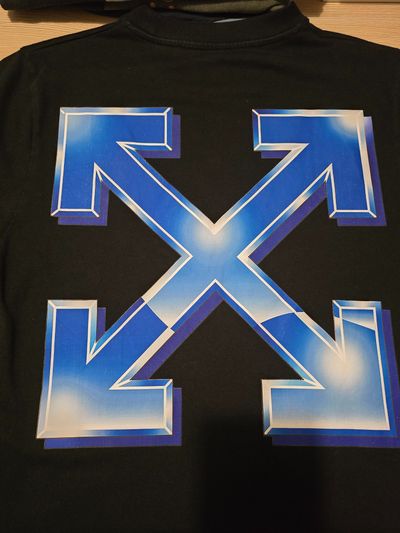 Off-White Black T-Shirt With Blue Arrow Graphic