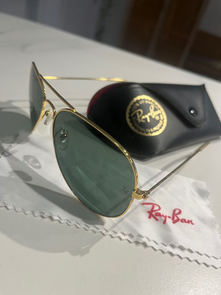 Ray-Ban Ray-Ban Aviator Sunglasses product image