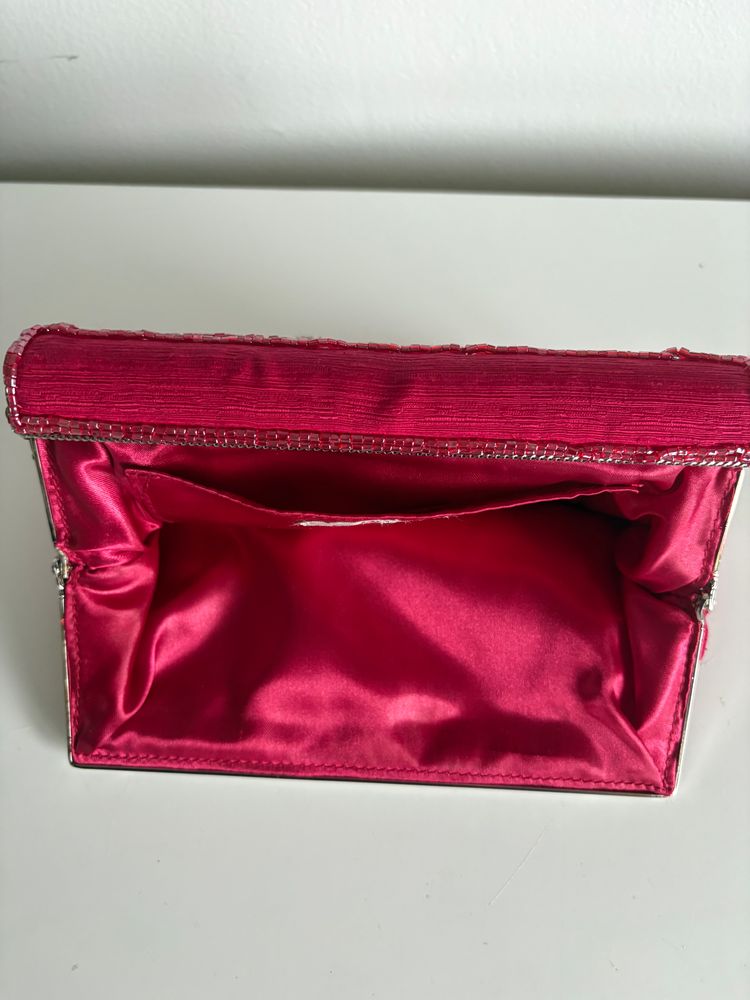 Red Beaded Evening Bag With Chain Strap 4