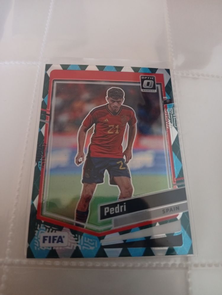 Ref A1-P22. Pedri. España. Donruss FIFA. Paralela argyle