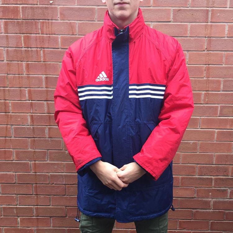 Adidas Vintage Adidas puffer coat perfect for the upcoming autumn/winter product image