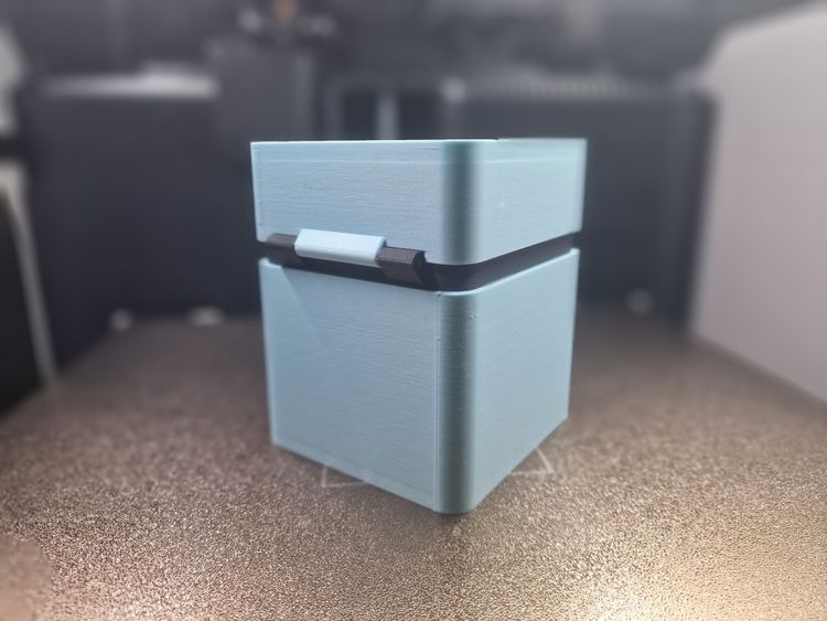 Pokemon  squirtle deck box 2