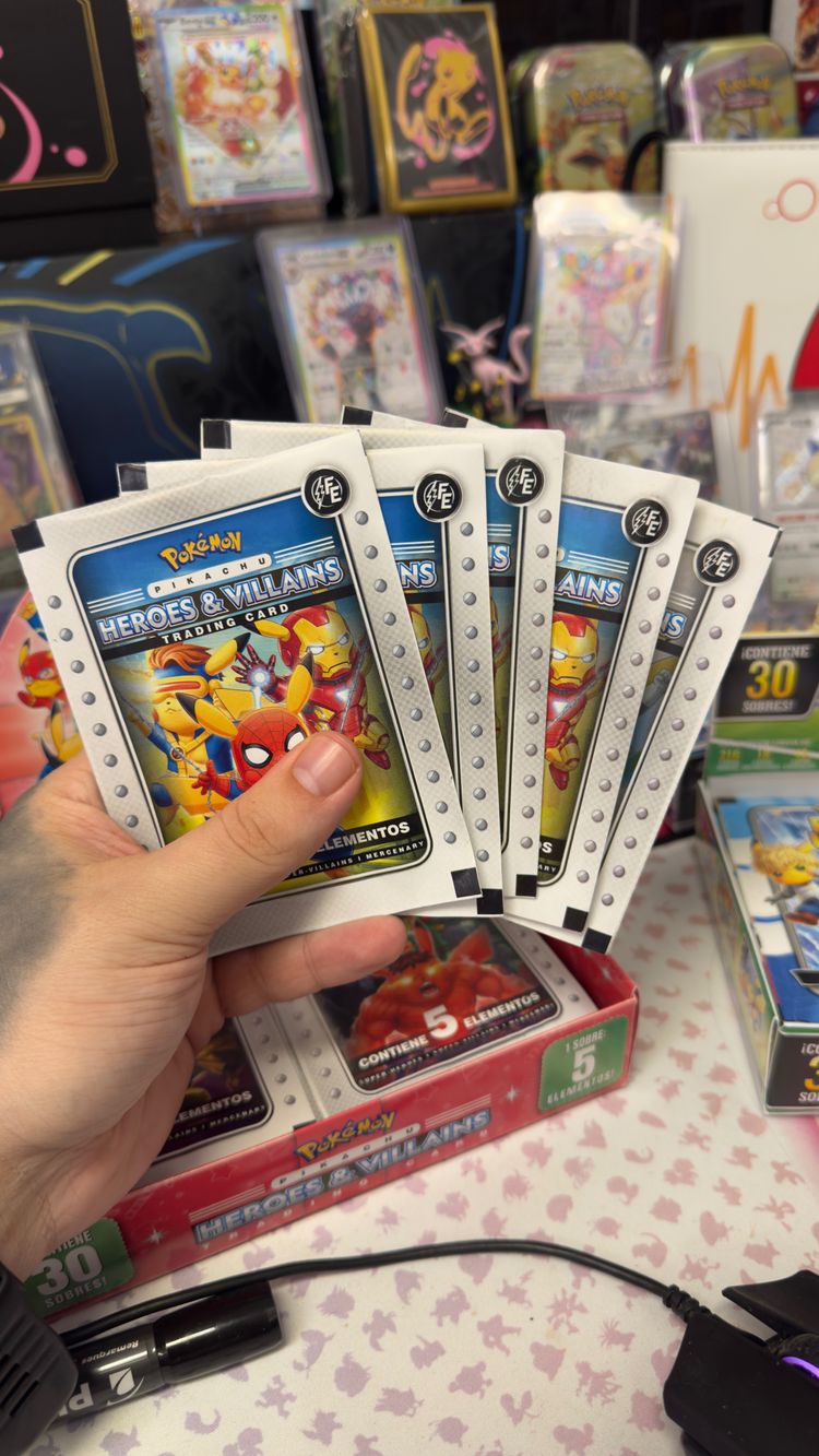 Heroes & Villains Trading Card Game Booster Packs x 5 