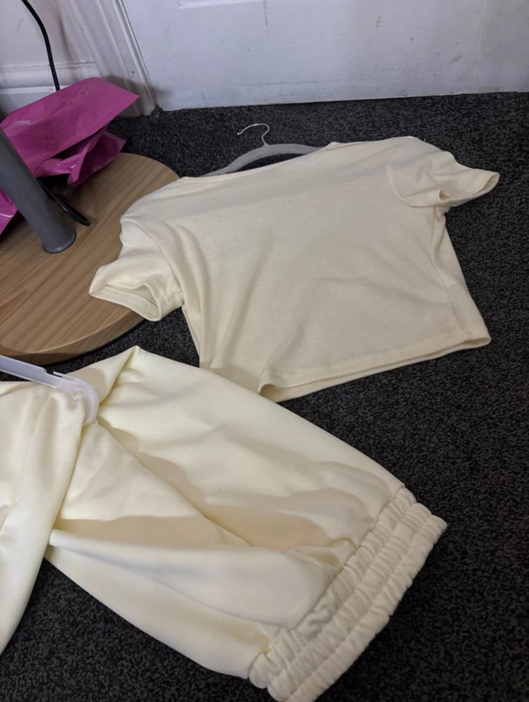 SHEIN Cream Short Sleeve Top And Matching Pants Set product image