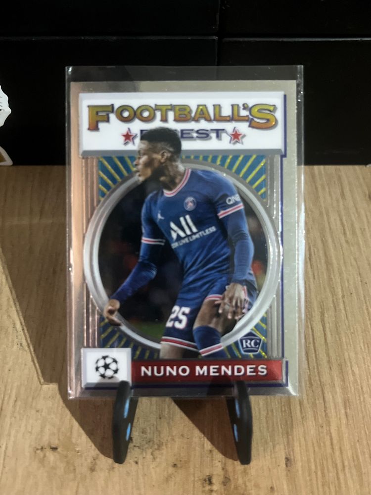 Topps Finest Flashback 21/22 Rookie Card Nuno Mendes