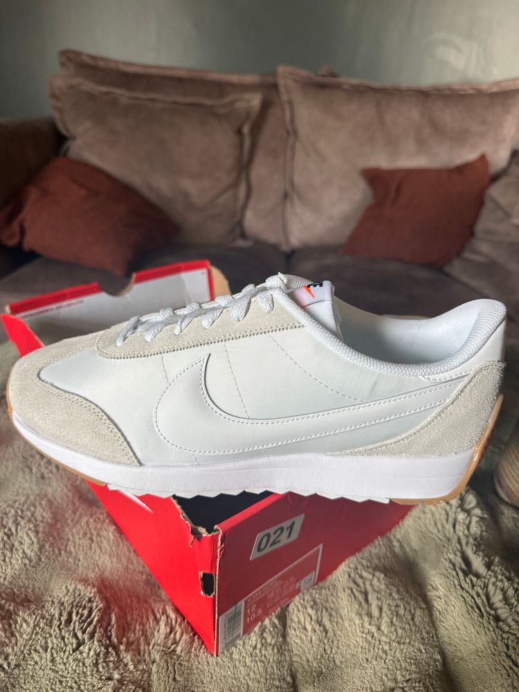 Nike Pacific 