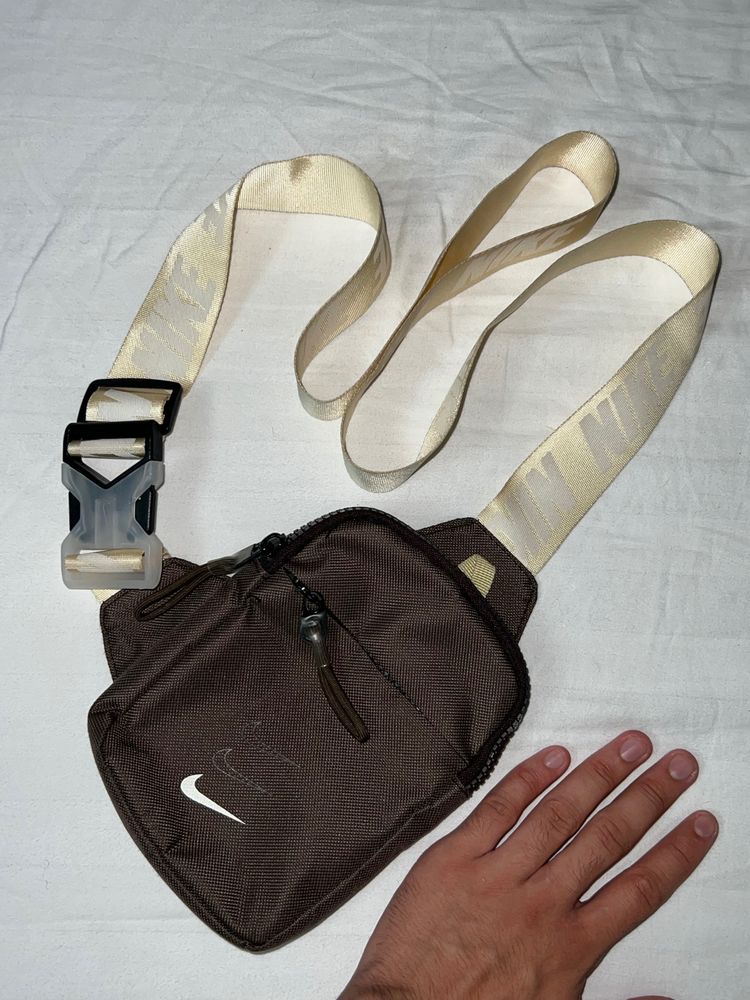 Immagine di OffertaMarsupio Nike, collezione esclusiva-desing unico 2