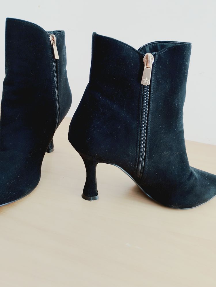 Primadonna Black Ankle Boots product image