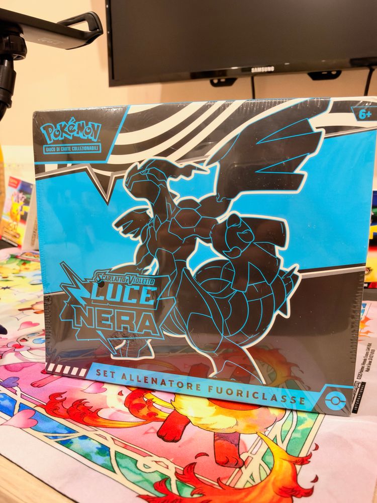 Pokémon Luce Nera – Box Collezione