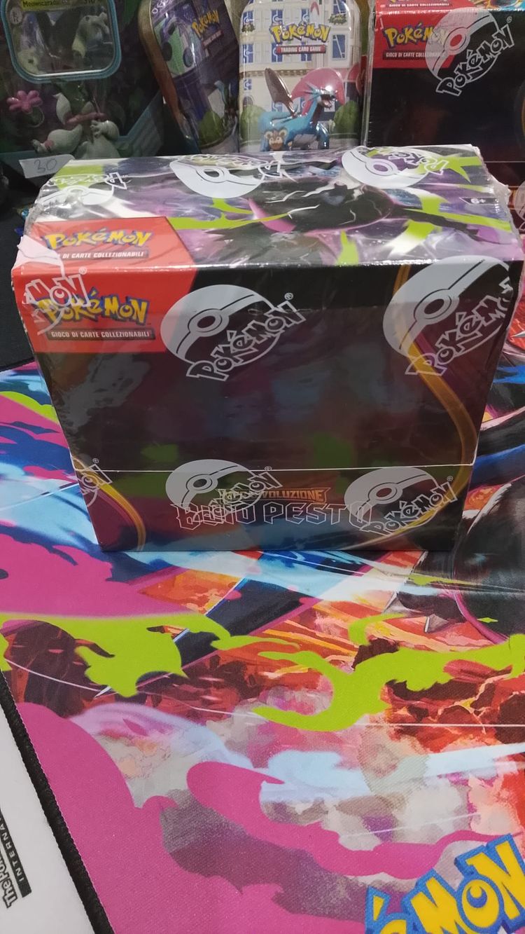 Pokémon Trading Card Game Sword & Shield Darkness Ablaze Elite Trainer Box