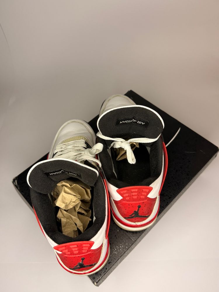 Immagine di Nike Air Jordan 4 Retro Red Cement 3