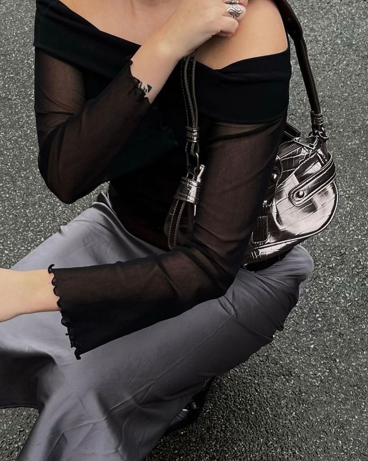 mila long sleeve top 23
