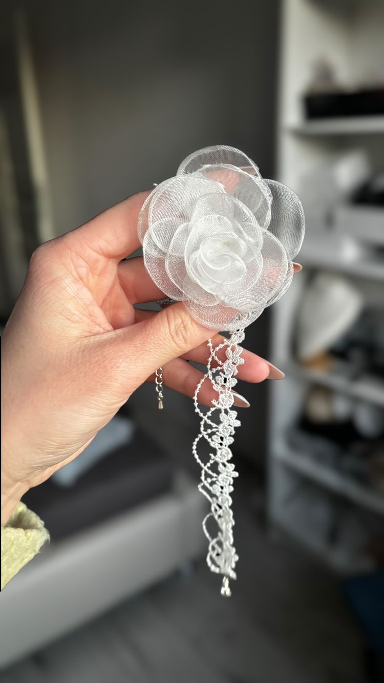 Other White Floral Hair Accessory With Dangling Beads product image
