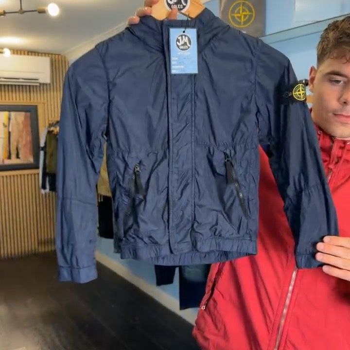AGE 8 STONE ISLAND CRINKLE JACKET image 1