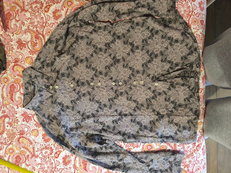Grey Button-Up Shirt With Leaf Pattern
