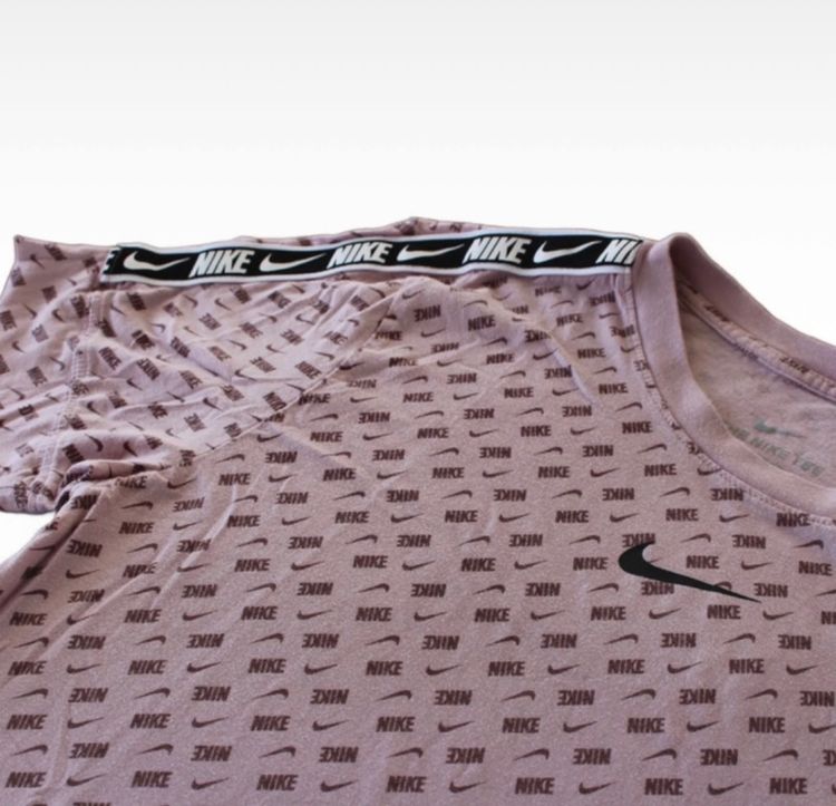 Women’s Nike Logo Tapped Pink T-Shirt  image 3