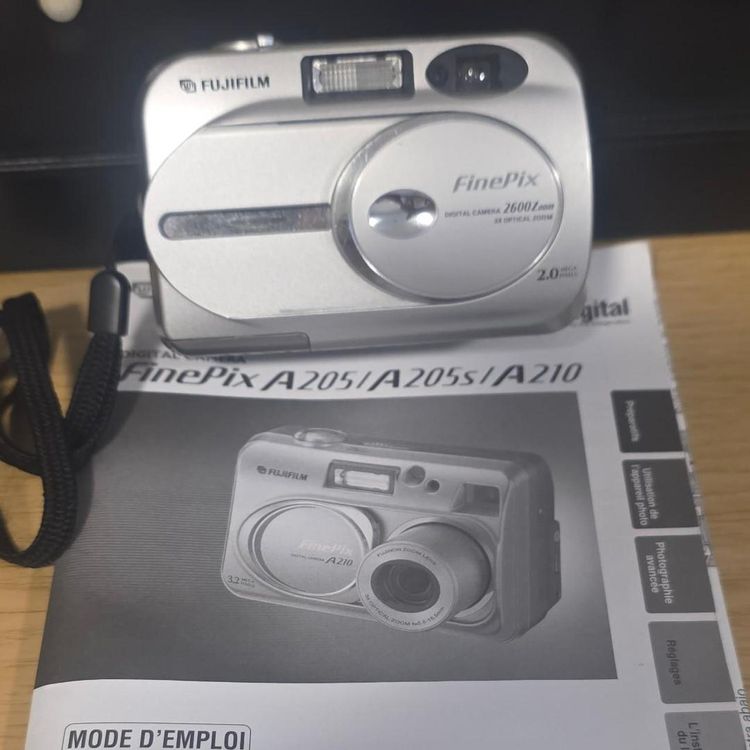 Fujifilm Finepix Digital Camera 5