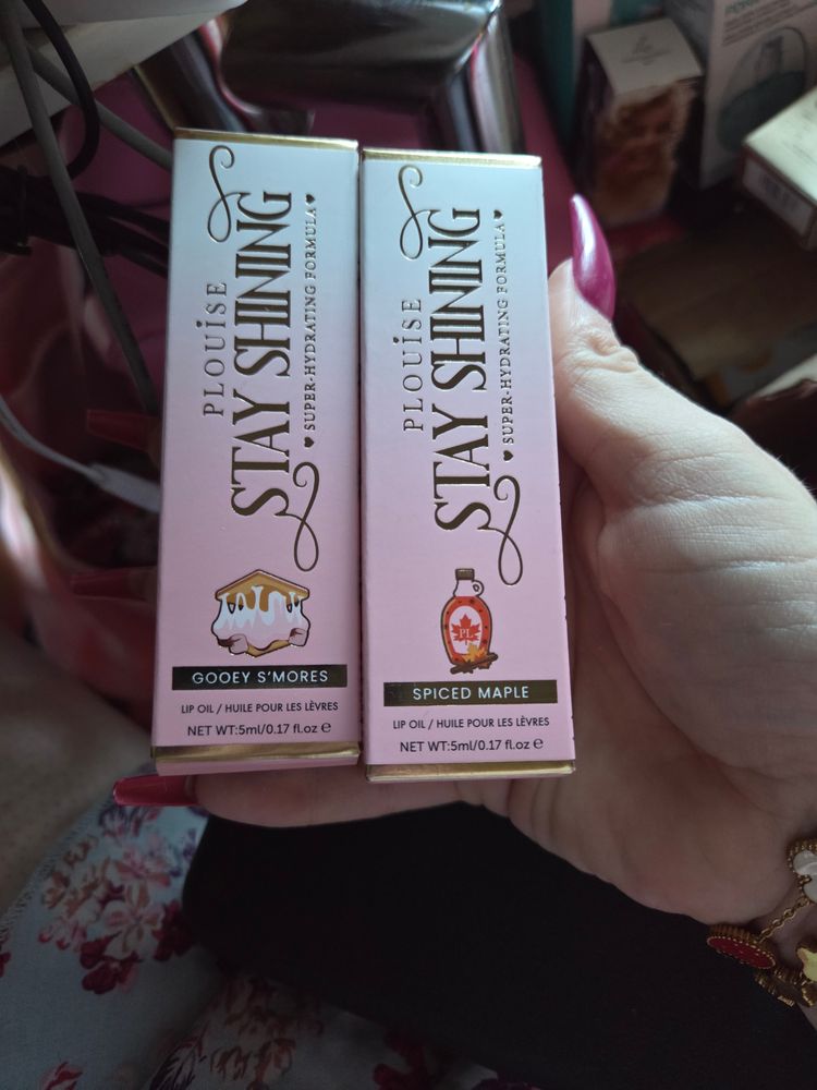 P Louise Stay Shining Super Hydrating Lip Oil image 2