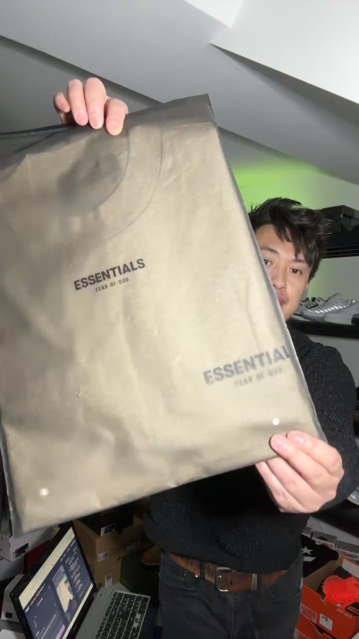 Fear of God Fear of God Essentials, Light Oatmeal - Size Medium BNWT  product image