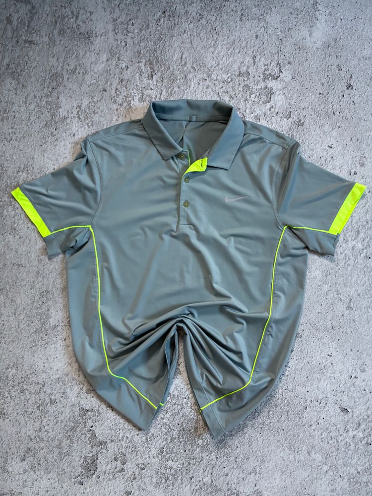 Immagine di Grey Polo Shirt With Neon Yellow Accents 1