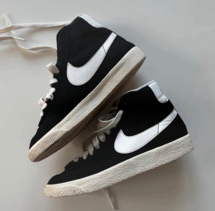 Nike Black And White High-Top Sneakers image 5